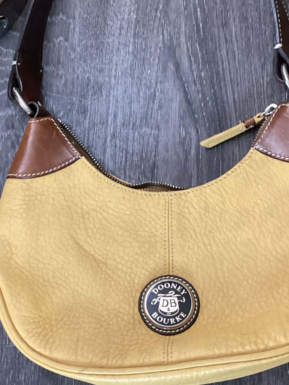 Dooney & Bourke Yellow Pebbled Leather Hobo Shoulder Bag with Brown Trim - Picture 2 of 7